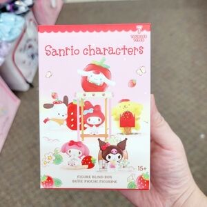 Brand New Sanrio Hello Kitty & Friends Strawberry Series Blind Box #5
